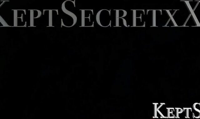 SUPER-SEXY GOTH ROCK BOTTOM GETS BOINK BY MASSIVE ROD TOP THEN BRED