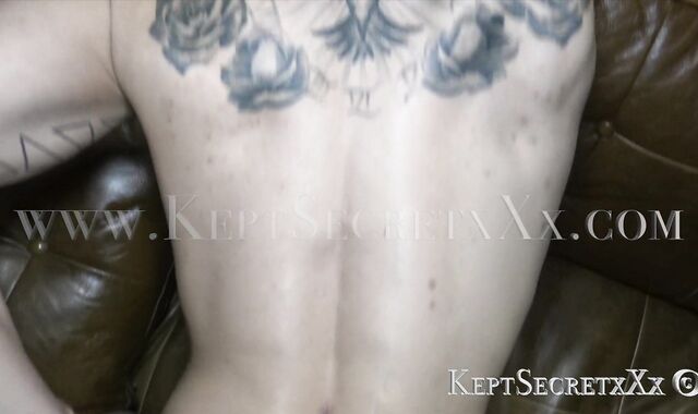 SUPER-SEXY GOTH ROCK BOTTOM GETS BOINK BY MASSIVE ROD TOP THEN BRED