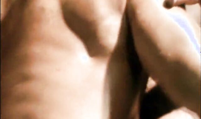 jiggly palace (1977) Part trio