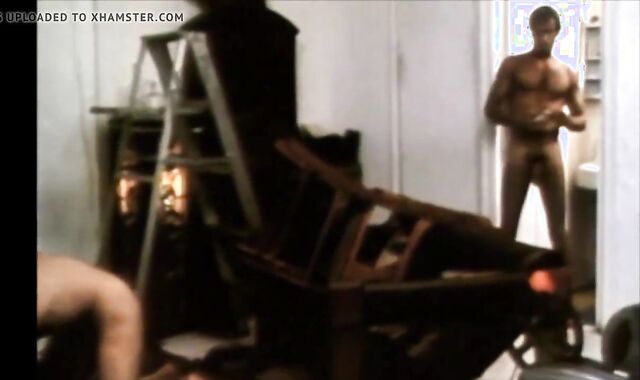 jiggly palace (1977) Part trio