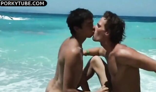 Beach lot lads unprotected Hookup irrumation And Cumfacial