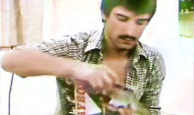 don't Struggle It Kid (1978) Part trio - don't Taunt Me