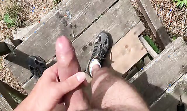 jerk off And nut nectar On High Seat