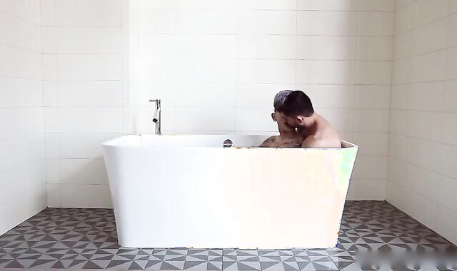 Ricky Roman ravages Jae Roze