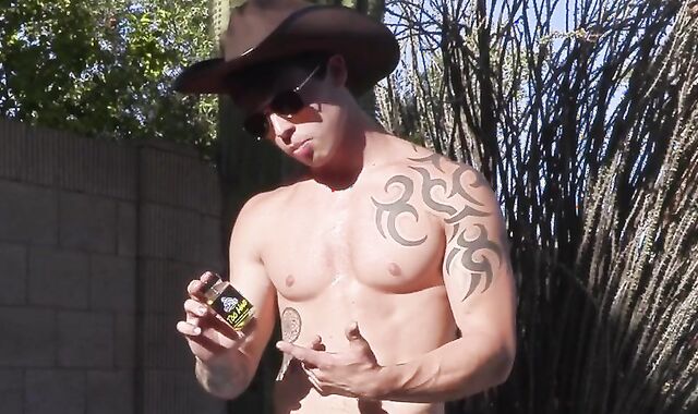 kinky ac/dc-rough Trhreesome