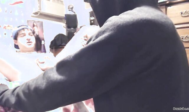 'Paid chap To Let Me devour Him, Rim Him, And pipe Me With A faux shaft'