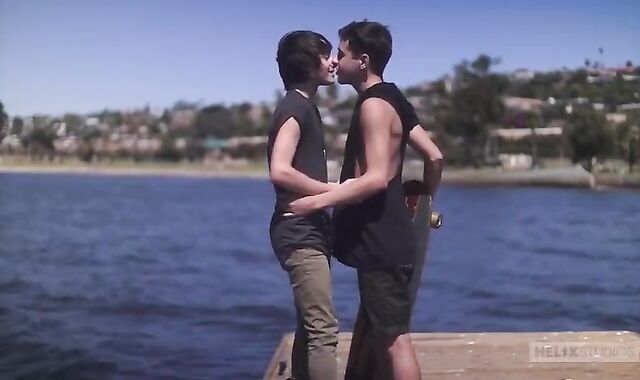 Joey Mills, Cole Claire moist Rollers