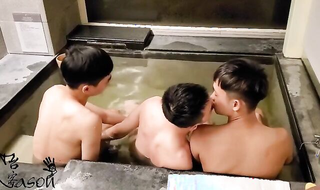 臺灣肌肉帥哥的溫泉之旅