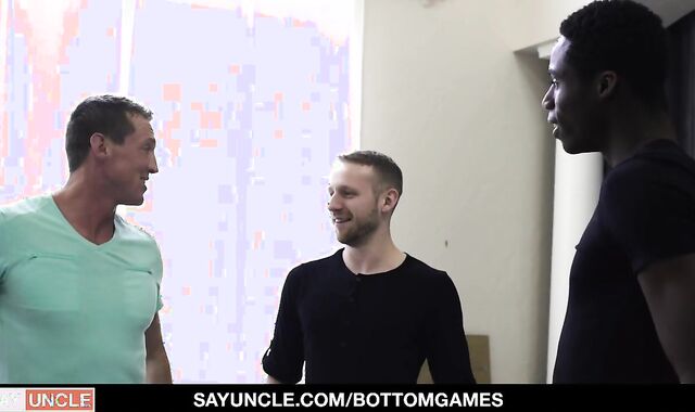 BottomGames - Defined Grizzly receives Bottom permeated
