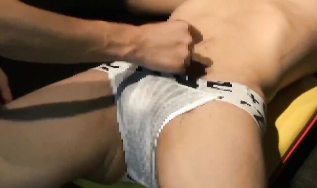 'YI1004216 大人気!!あのイケメン人気モデルがエロさを増して再び登場!!手足拘束超淫乱発射を初公開!!'