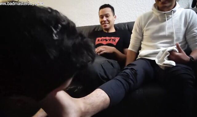 tormentor Soles villein Dominance