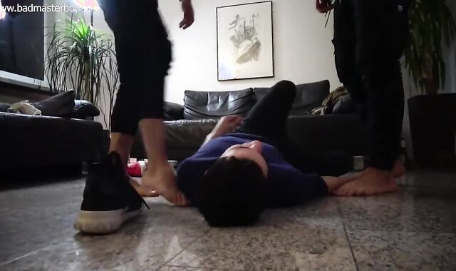 tormentor Soles villein Dominance