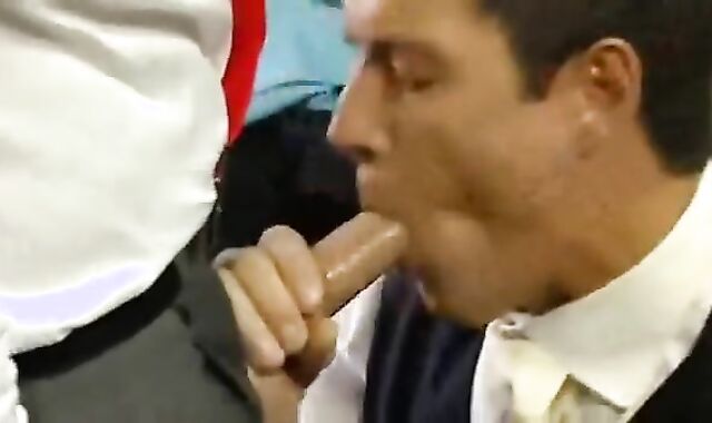 Providing Him Some oral pleasure And Then Slurping His arse.