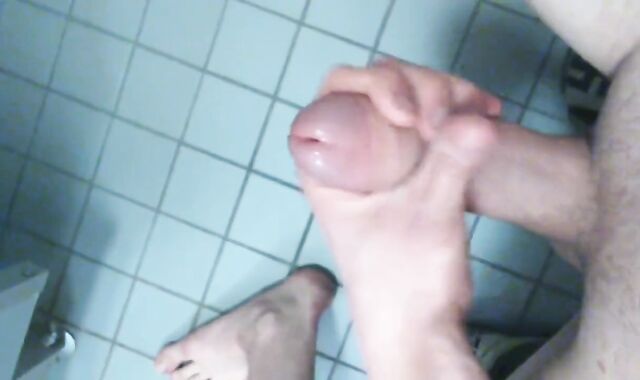 huge UNCIRCUMCISED CUMPILATION VOL. four dilettante SOLO EDITION