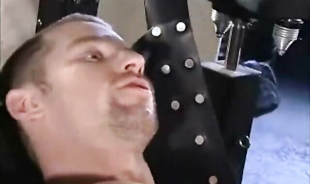 Knuckle And faux-cocks