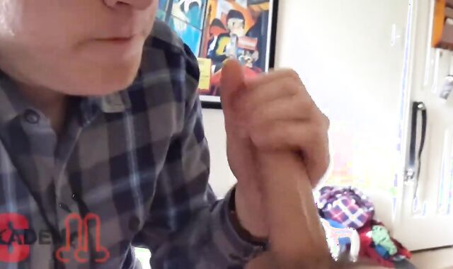 Skaden acquires hatch Used By Strung Up teenage Next Door