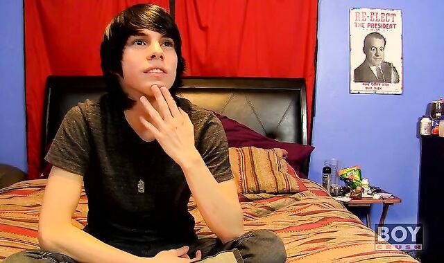 Kyler Moss wank off Flash