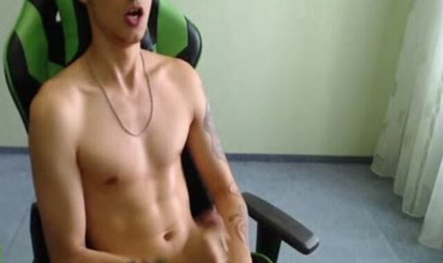 20yo playgirl Ernest Jerks With XXL Fountain Of man gravy