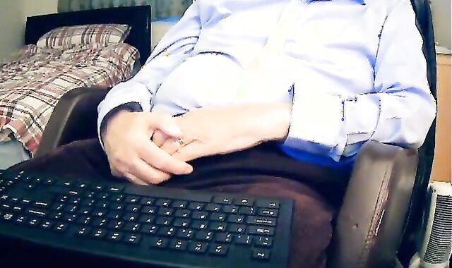 84 Yo stud From England three