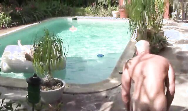 Swiming Pool nasty Summer screw