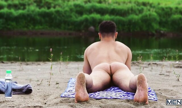 nailed By The Drone - William Man Gravy & Ian Greene Yankee penetrate