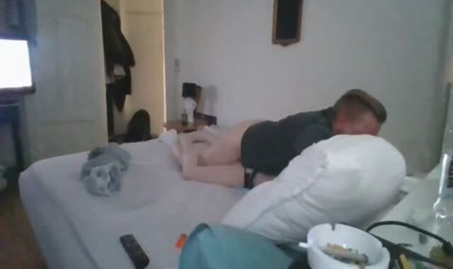 20 Blast Cumdump Squealer receives Barebacked