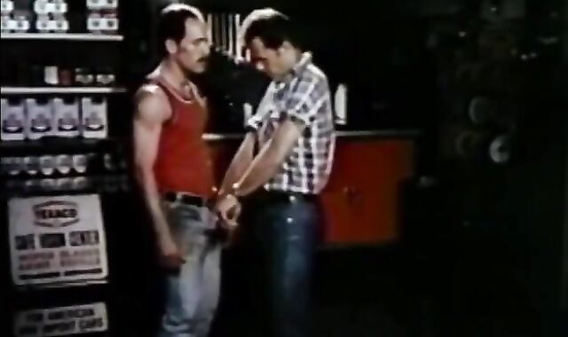 The_grease_monkeys_1978_part_1