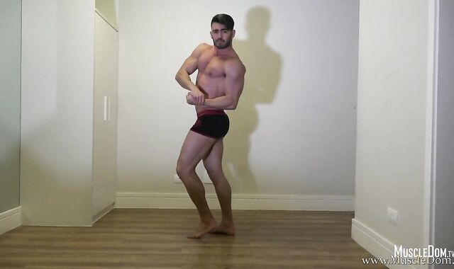Muscle Idolize Bodybuilder