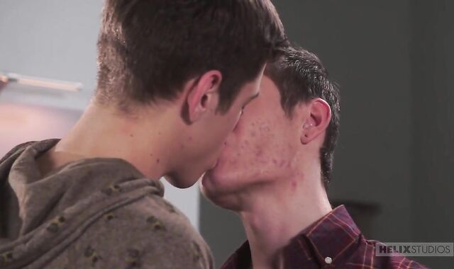 Joey Mills, Garrett Graves Close Trysts