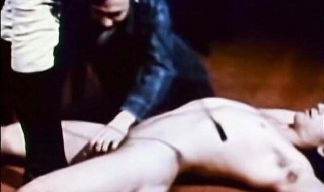 Damaged gal (1970) Conclude video