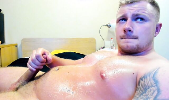 heavy Brit twunk Wanks Off On webcam