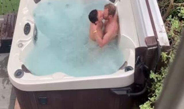 Hottub tear up Machine