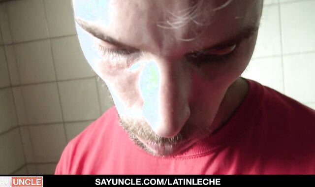 'Latino Renovator Inhales man sausage As additional Service'