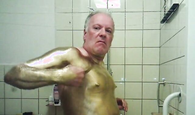 Golden  Clyster Bodypaint villein Gerard