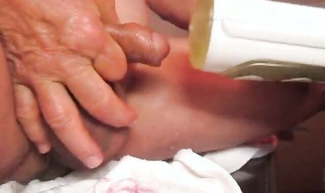 67yrold grandad 121 Uncircumcised fap Macro Shot old Foreskin