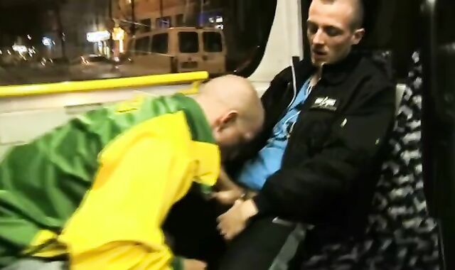 two masculines Having dirty delectation In German Tram