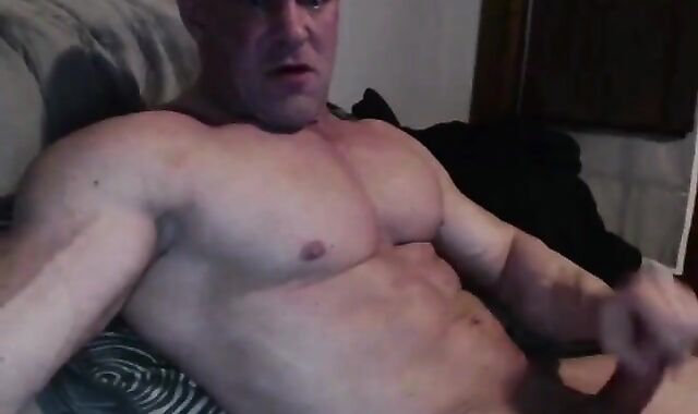 giant dad Muscle God