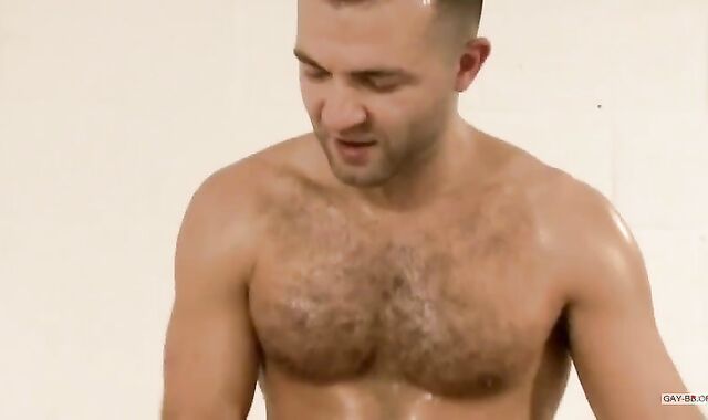 The London giant trio