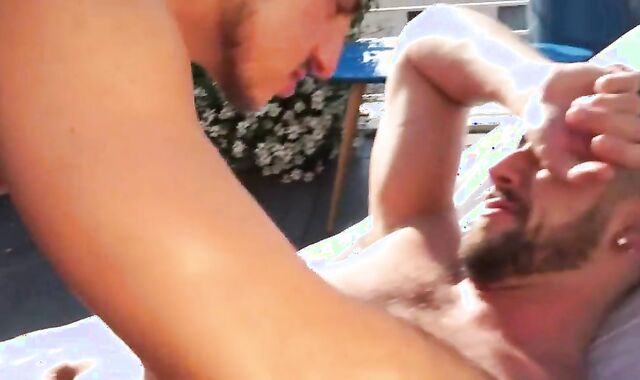 insatiable homo clamp