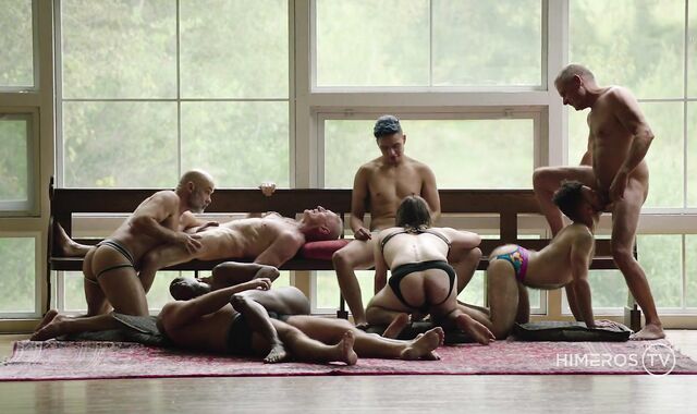 'Everyday folks Have lusty gang-bang - lingerie Have Fun Soiree'