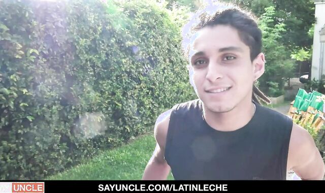 'fleshy Mexican teenie With Green Eyes Railing Camera twunk'