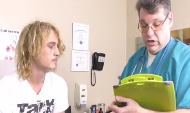 IN THE PHYSICIAN'S CABINET 001 - Yake01