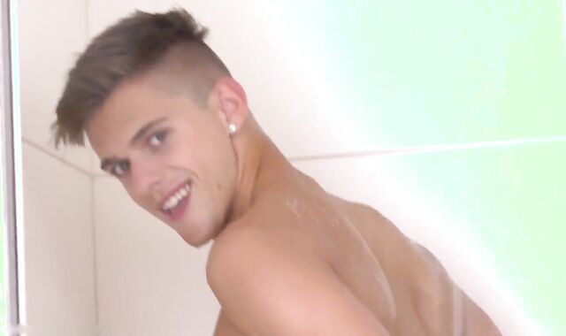 jo-bag Free-For-All Billy Montague Jordan Faris Tony Conrad