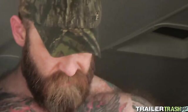 Trailer Litter teenies - TV Repair