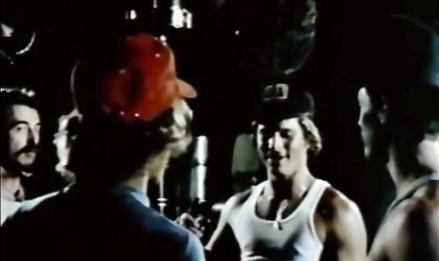 The_grease_monkeys_1978_part_4