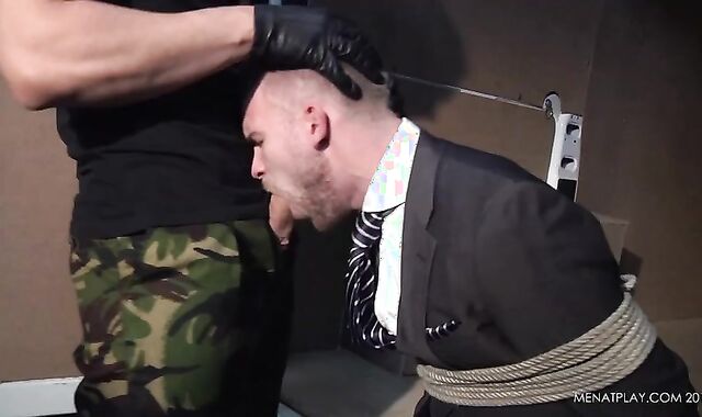 Ronnie Bonavova & Malek Tonias - Thug