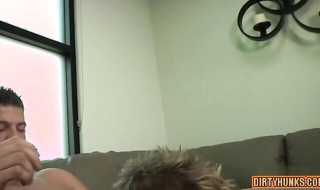 Muscle gay oral job And popshot