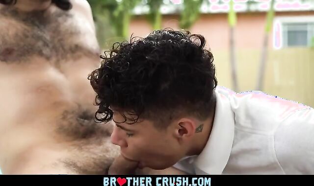 Lean Twunk Fondles His Fit Stepbrother