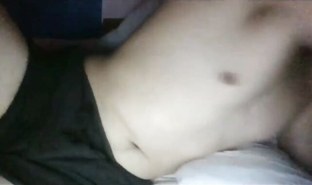 Perspiring oriental wank off Sesh