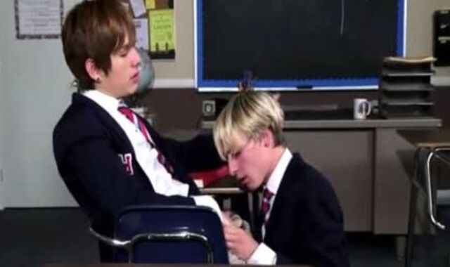 Schoolsboys Have delectation In Detention